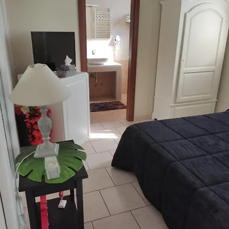 De Mauro 4* سافا